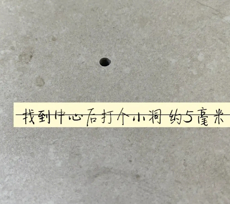丰泽瓷砖空鼓维修公司专业解答在瓷砖铺贴过程中，如果砂料搅拌不均匀，将会带来以下问题